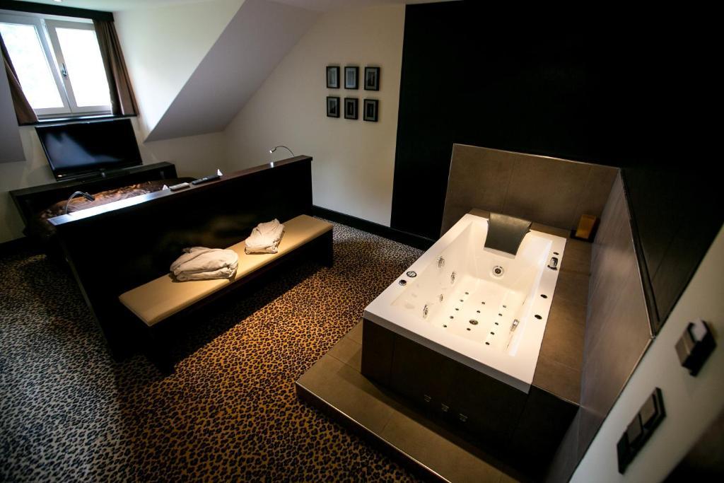 Hotel Seebrunn Am Wallersee Henndorf am Wallersee Pokój zdjęcie